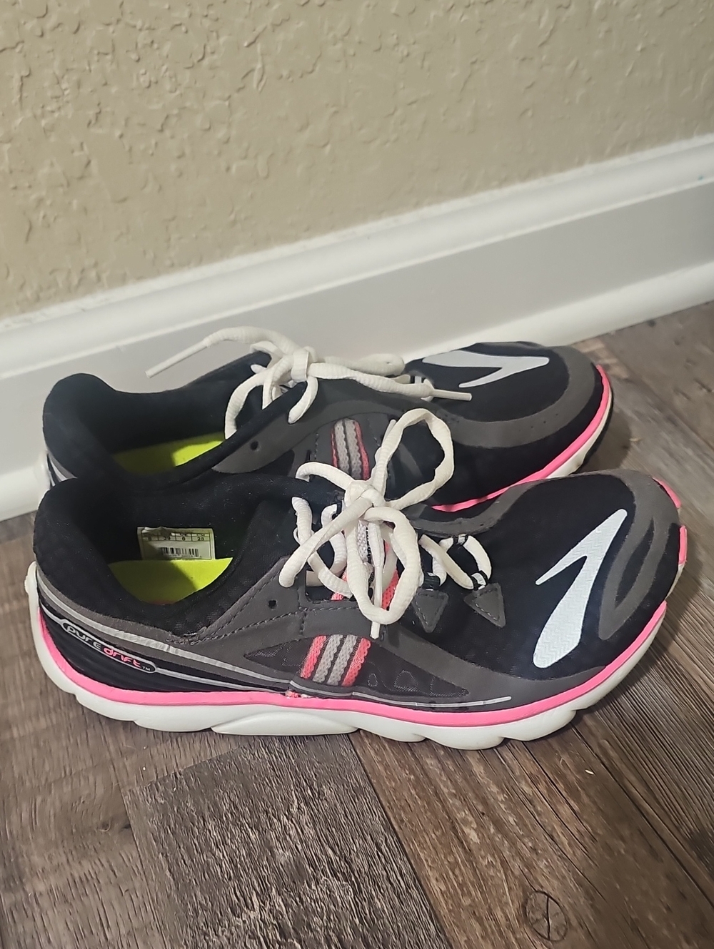 Brooks Pure Drift Dna Lightweight Running Shoes